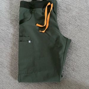 FIGS Kade Scrub Pants